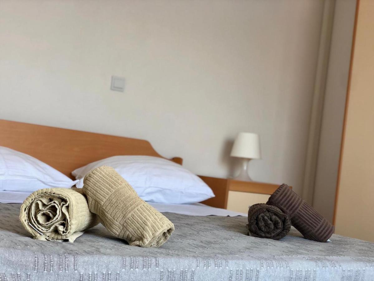 Apartments Mare Kneza ภายนอก รูปภาพ